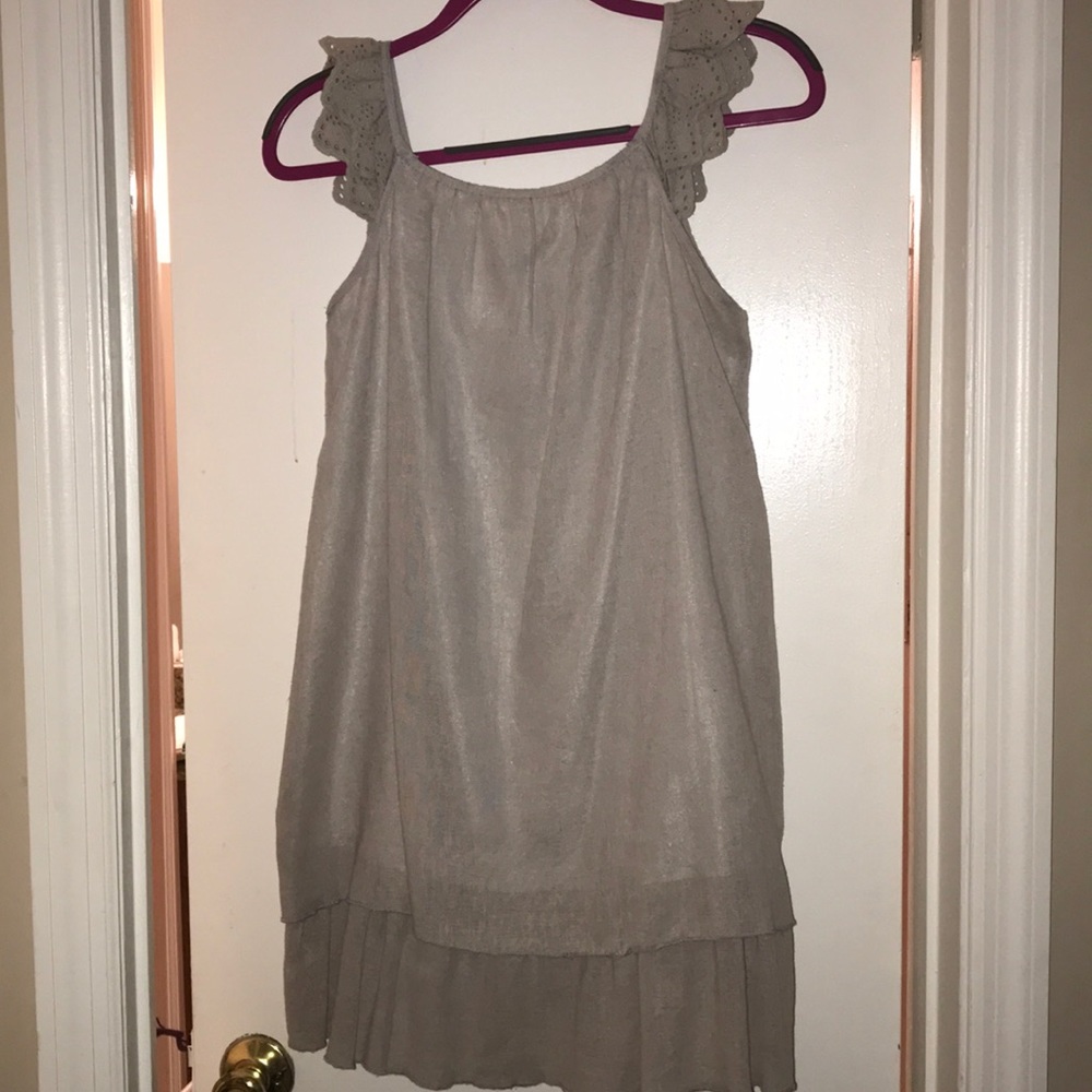 Sundress - Picture 2 of 4